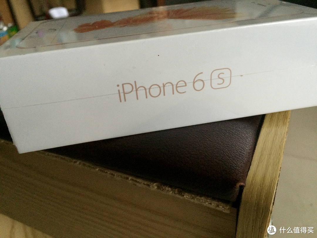 买在iPhone7发布之后到手之前:Apple iPhone 6s (A1700) 64G 玫瑰金 开箱