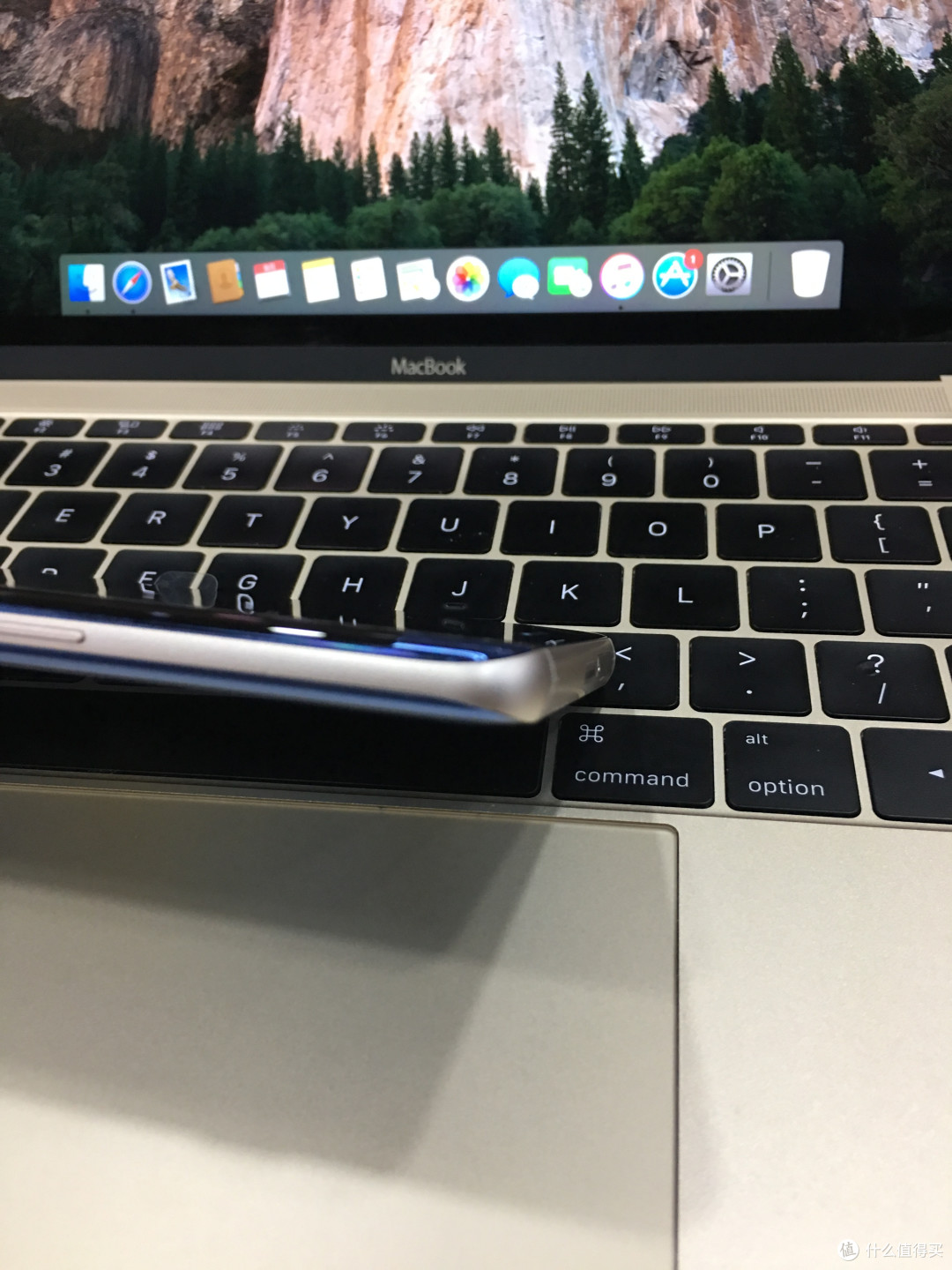 三星 boom 7:samsung 三星 galaxy note7 珊瑚蓝 美丽的外观赏析