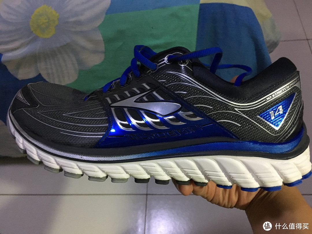 为了那漫步云端的感觉：Brooks 布鲁克斯 Glycerin 14 跑鞋 简单开箱以及简单评测