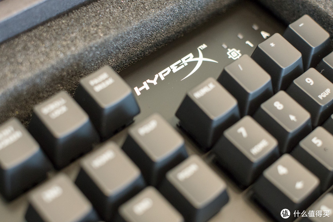 革命尚未成功，同志仍需努力——金士顿 HyperX 阿洛伊机械键盘 简评