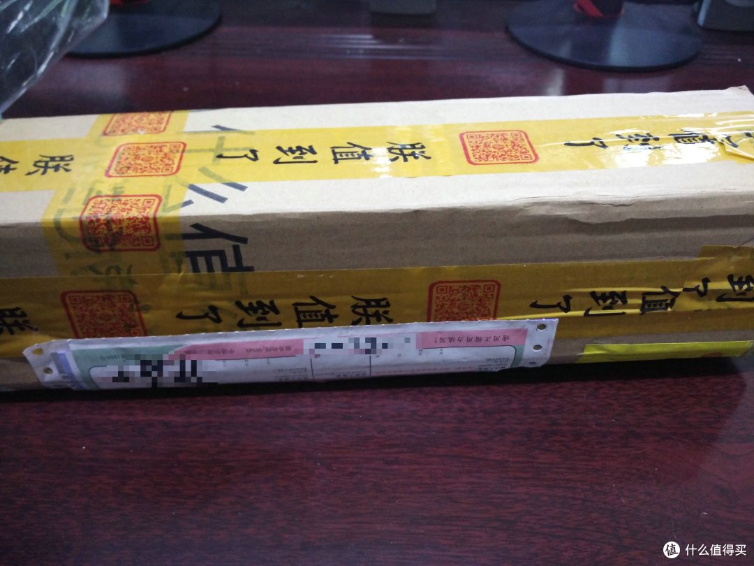 大妈送的福利——ThundeRobot 雷神 M10T 鼠标套装