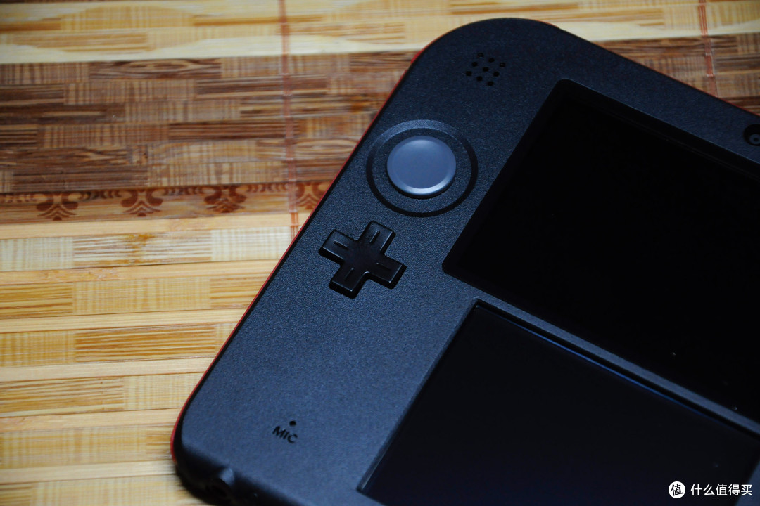 双屏掌机就应该长这样美版nintendo任天堂2ds开箱晒