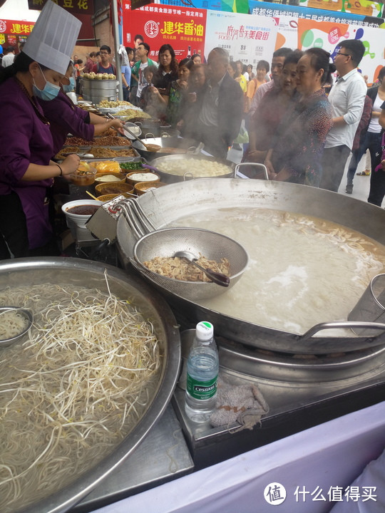 走马观花：第十三届成都美食旅游节主会场