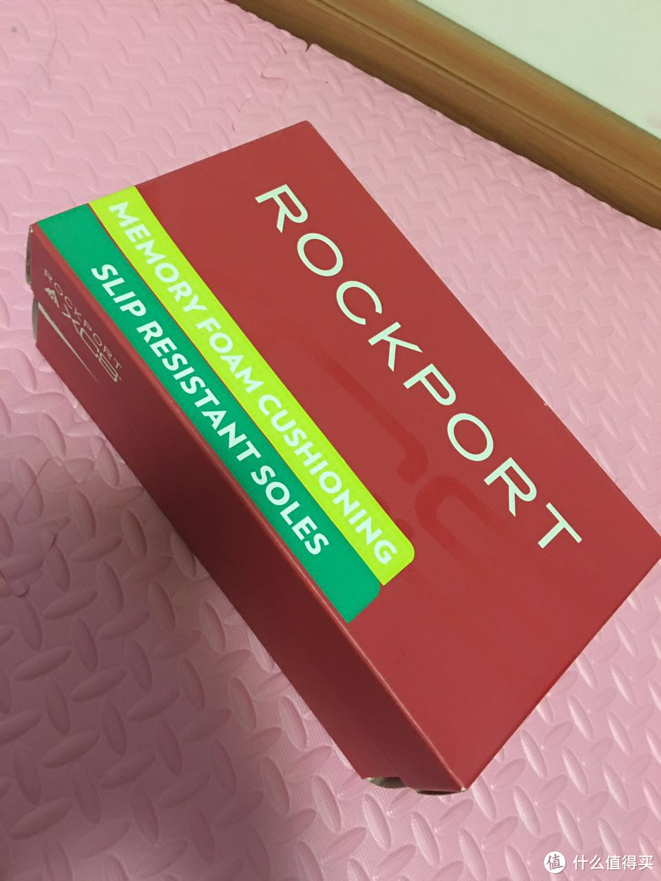 国庆节给婆婆准备的 — ROCKPORT 乐步 休闲女鞋 开箱