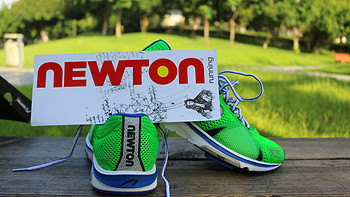 实力不够，跑鞋来凑 — 记一双最专业的小众跑鞋Newton GRAVITY V