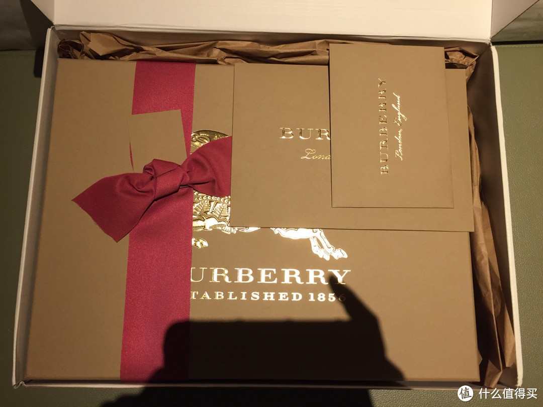 住酒店顺便买个包：在台湾网购Burberry 博柏利 女士单肩包