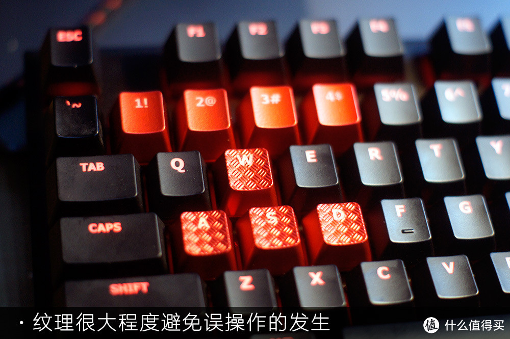 内存大鳄做外设，认真还是游戏——金士顿 HyperX Alloy 机械键盘