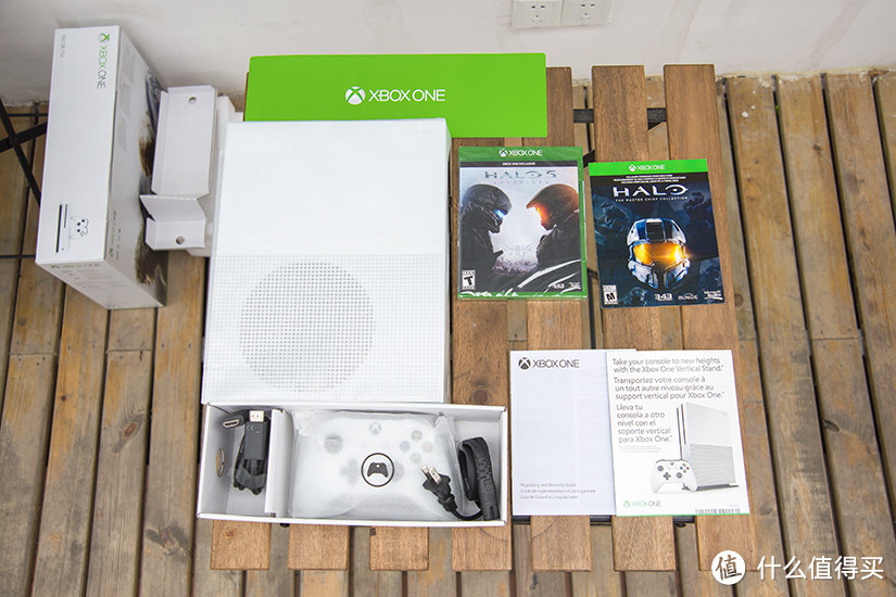 再穷也要玩光环5！Microsoft 微软 Xbox One S 游戏主机 开箱