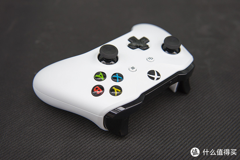再穷也要玩光环5!Microsoft 微软 Xbox One S 游戏主机 开箱