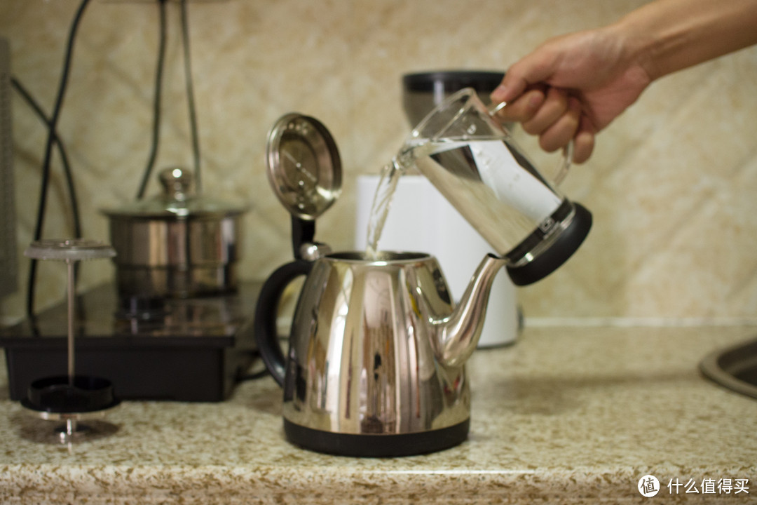 如何在家用法压壶正确又方便的做一杯好咖啡