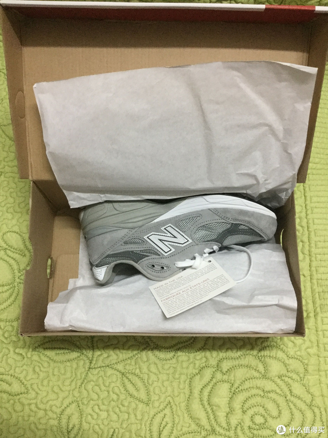 指望脚下生风的new balance 990系列跑鞋，为了霸占封面的跑鞋及跑步小白简装真人秀