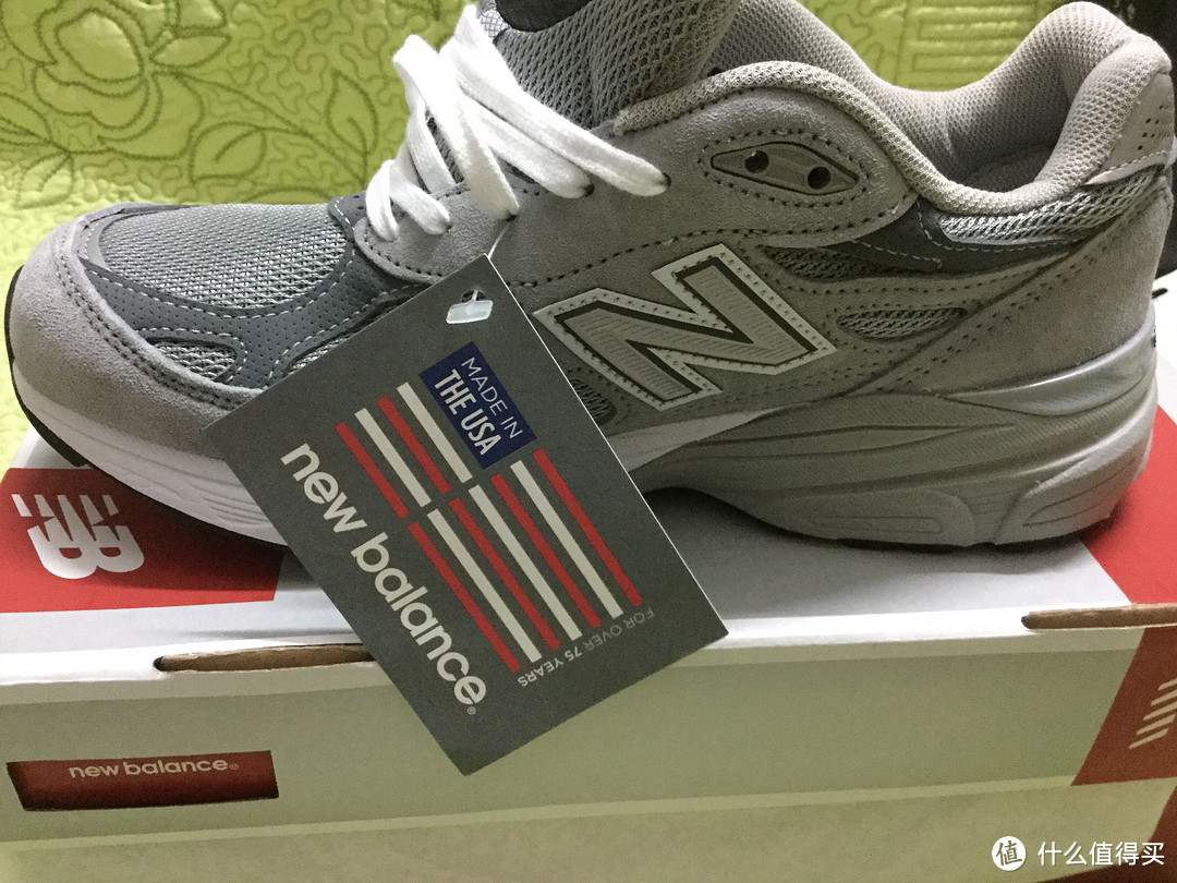 指望脚下生风的new balance 990系列跑鞋，为了霸占封面的跑鞋及跑步小白简装真人秀