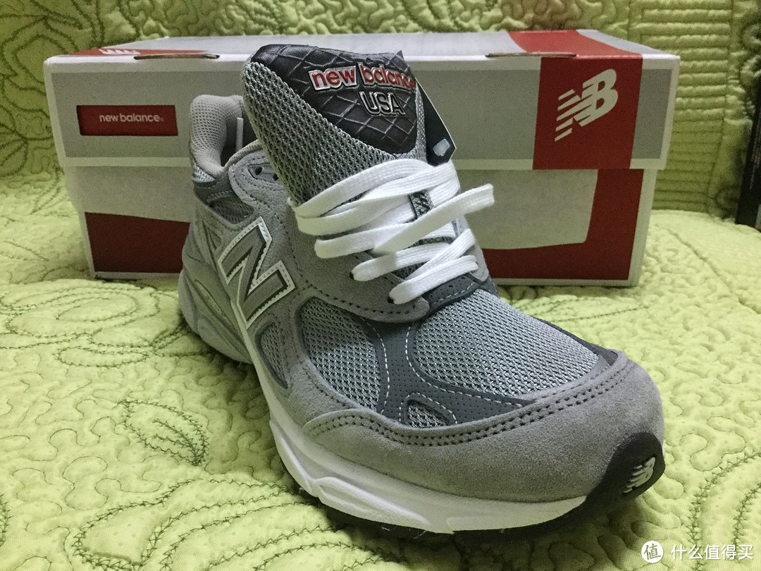 指望脚下生风的new balance 990系列跑鞋，为了霸占封面的跑鞋及跑步小白简装真人秀