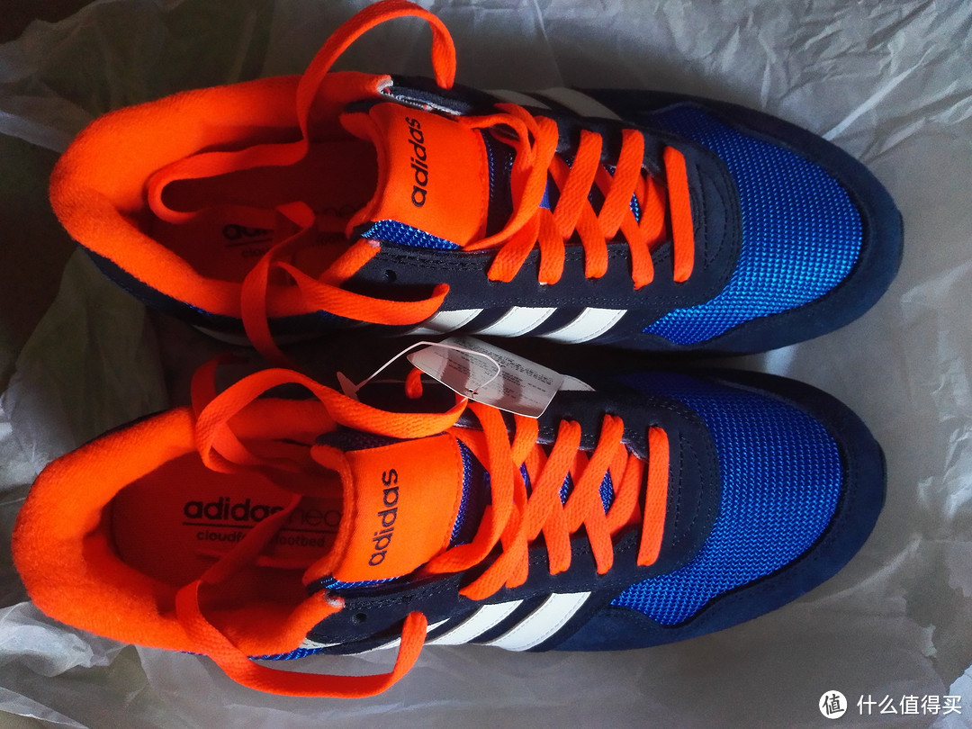 抢到就是赚到！ adidas 阿迪达斯 AQ1562 男款休闲运动鞋