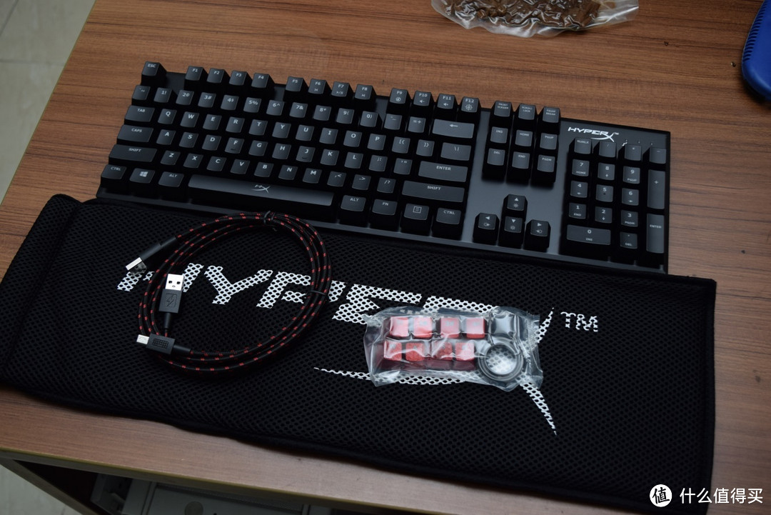 金士顿跨界首秀 HyperX Alloy FPS 青轴机械键盘