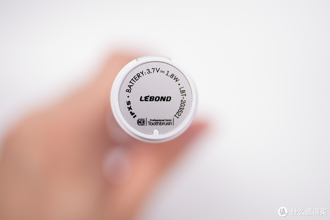 一款惠及大众的声波牙刷-Lebond/力博得 I5 自清洁 智能声波牙刷