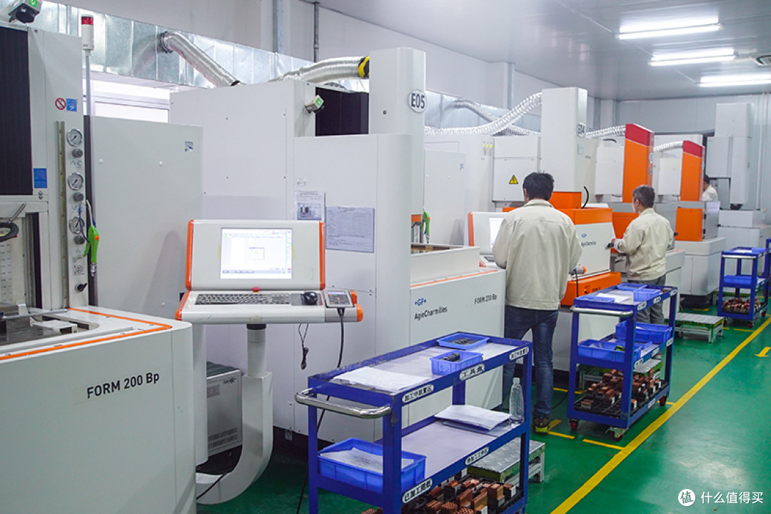薄得不像机械键盘——TESORO 铁修罗 克龙剑 G11SFL 使用体验