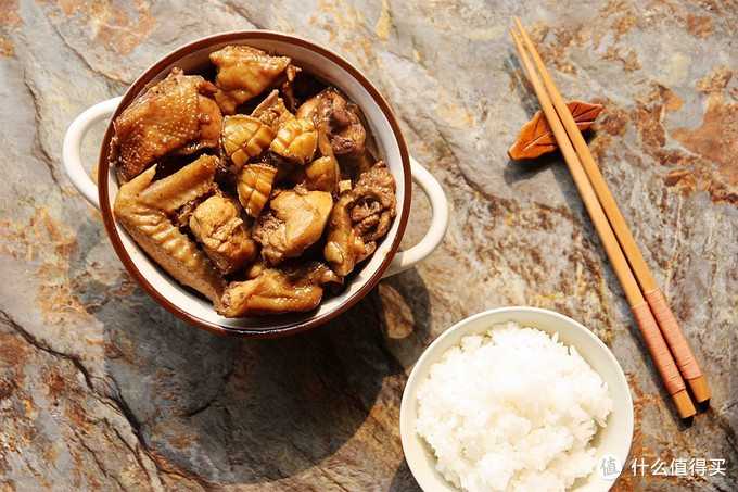 鲍鱼焖鸡，和白米饭简直配一脸