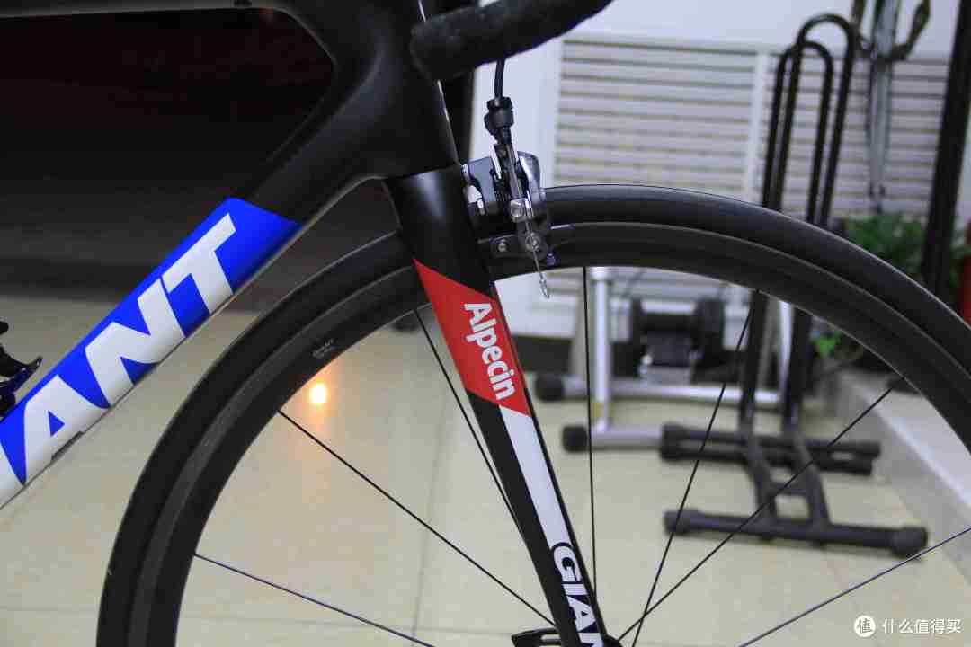 #本站首晒#车迷版or伪队版?—GIANT 捷安特 TCR ADV PRO TEAM 开箱以及简单使用感受