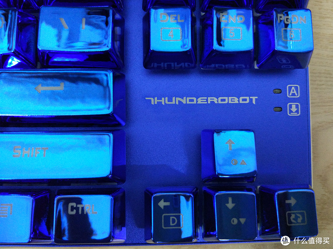 想法很美好，但仍需努力—— 雷神 ThundeRobot蓝血人 机械键盘 87键青轴众测报告