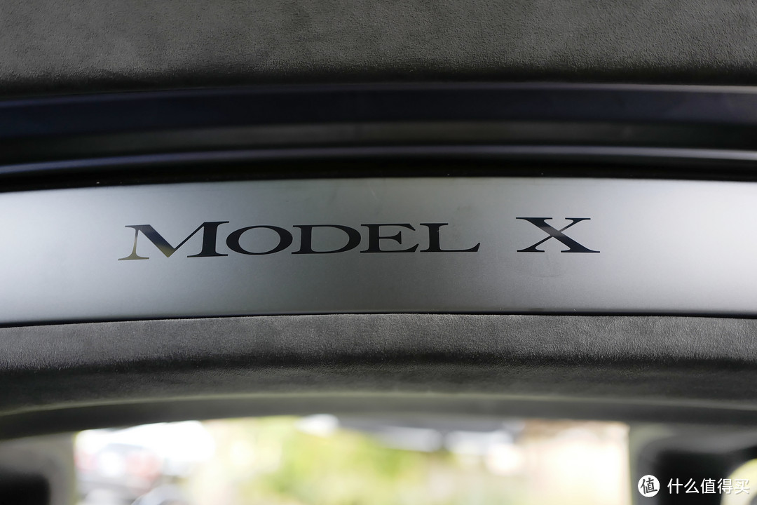 #首晒#为了爱豆，花保时捷的钱买电动车：Tesla 特斯拉 Model X 60D