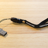 大容量低价格：TOSHIBA 东芝 随闪系列U盘 32G USB2.0 黑色