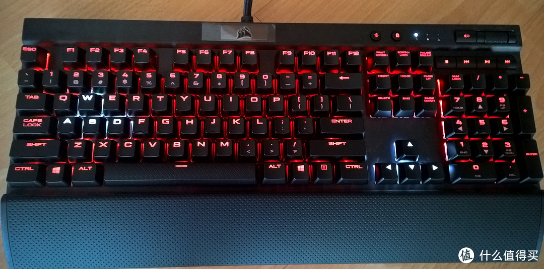 海盗船 K70 RGB MX Speed Silver银轴 机械键盘 开箱