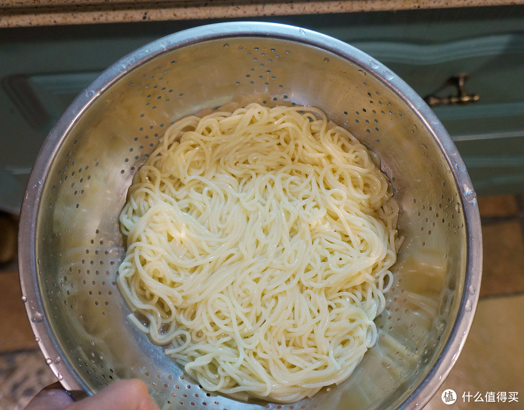 深夜食堂：酱油炒面升级版，附赠超有B格煎蛋方法