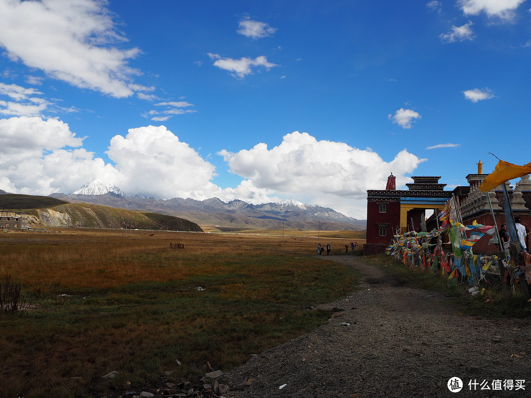 五天一千公里，体验川西高原的风景与藏族的风土人情