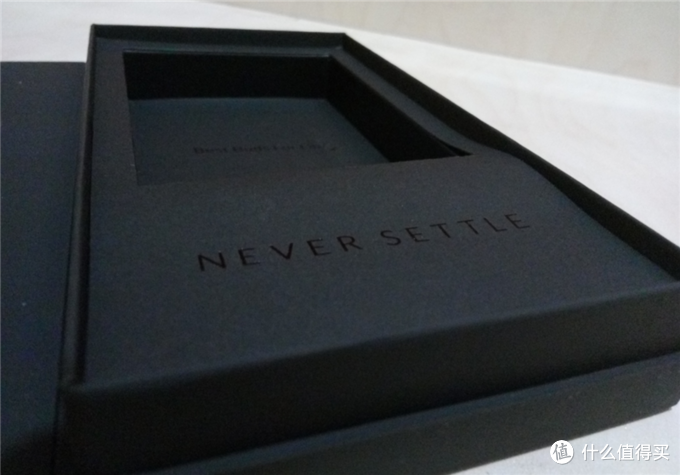 OnePlus 一加 银耳2 耳机 开箱（对比 nubia 努比亚 律音Pro）