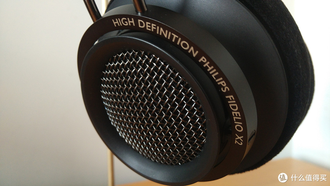 体验均衡之美——PHILIPS 飞利浦 X2 Fidelio 头戴式耳机