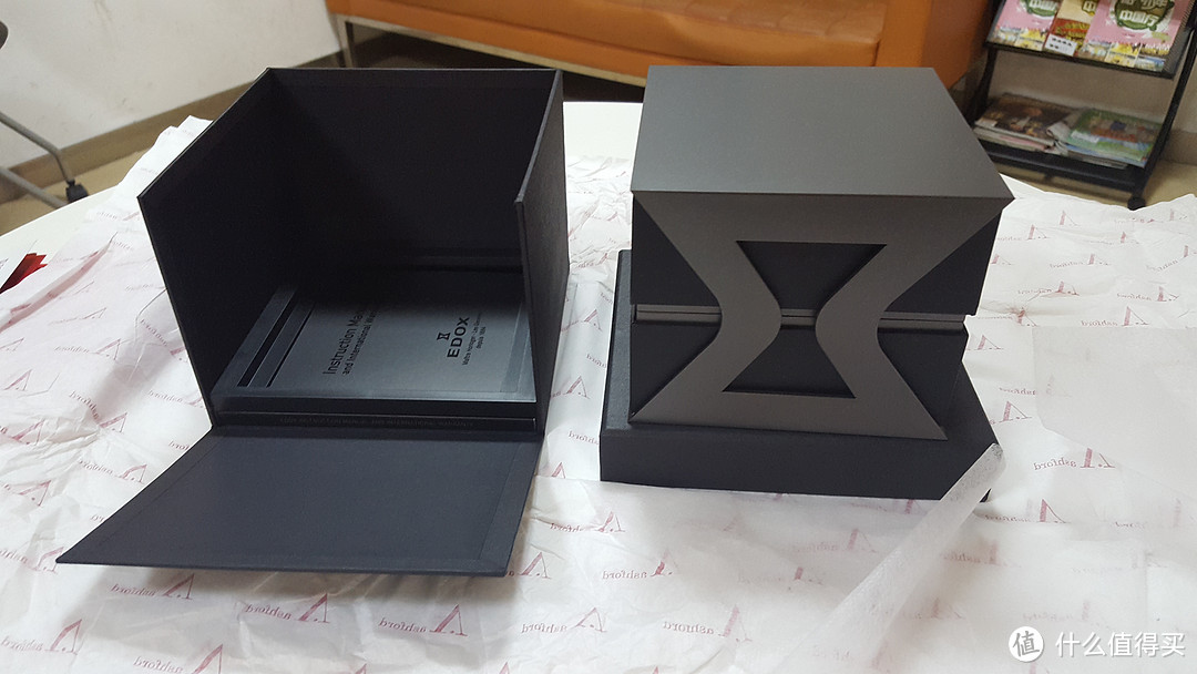 内盒在两千元左右价格上比精工的好不少 内盒在两千元左右价格上比精工的好不少