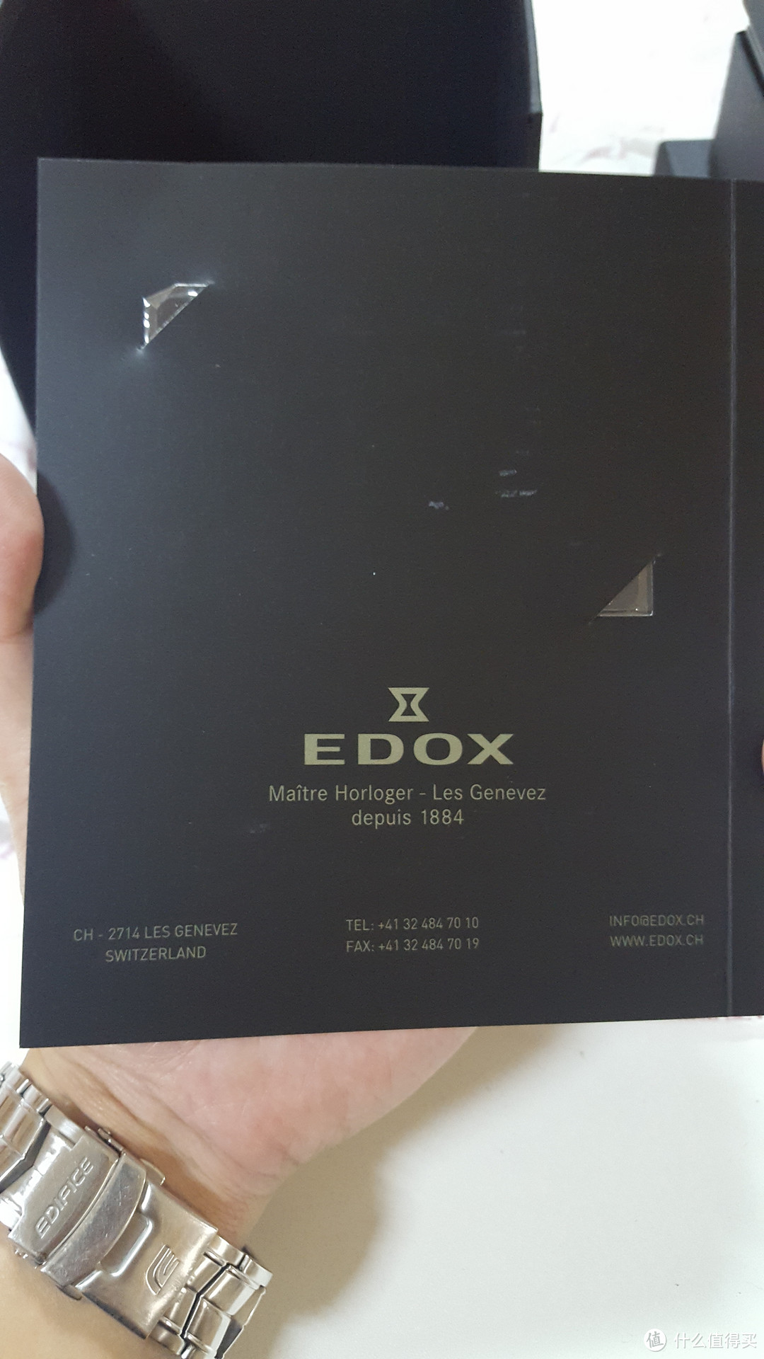 说明书后面是EDOX的卡 说明书后面是EDOX的卡