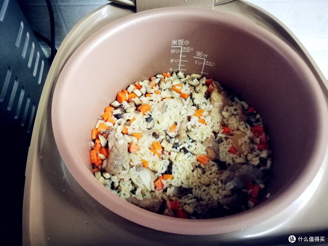 黯然销魂肋排饭