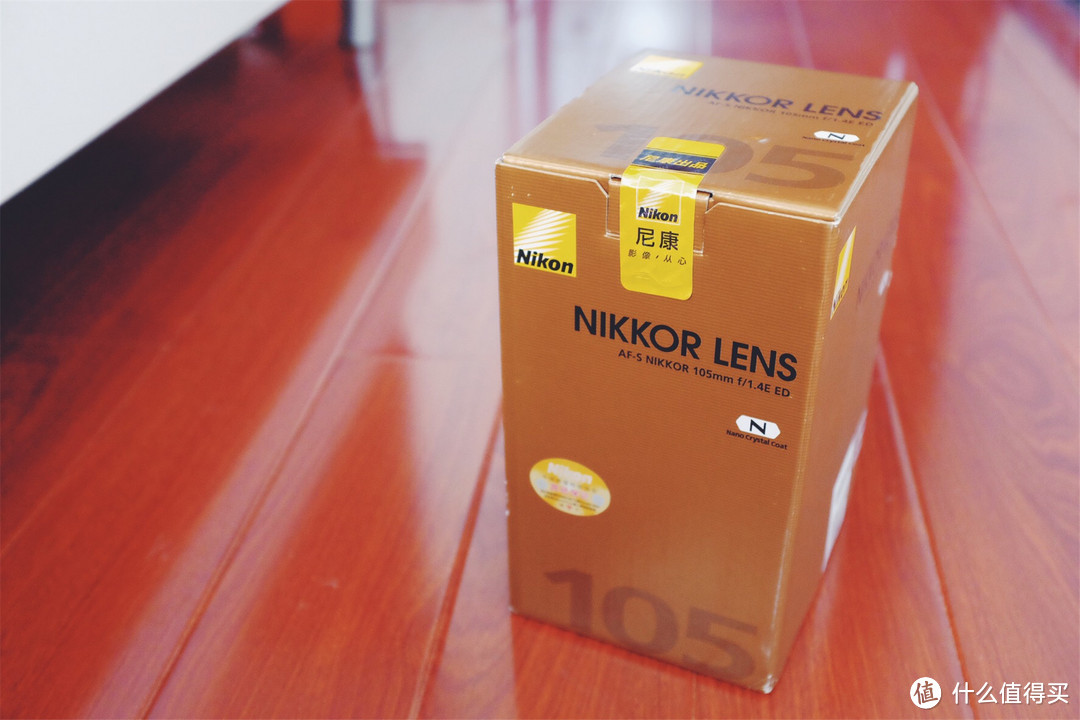 Nikon 尼康 AF-S 尼克尔105mm f/1.4E ED 镜头