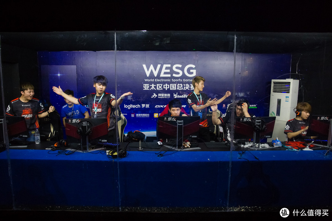 WESG 世界电子竞技运动会 参观+比赛耳机 HyperX Cloud Revolve 电竞耳机 开箱