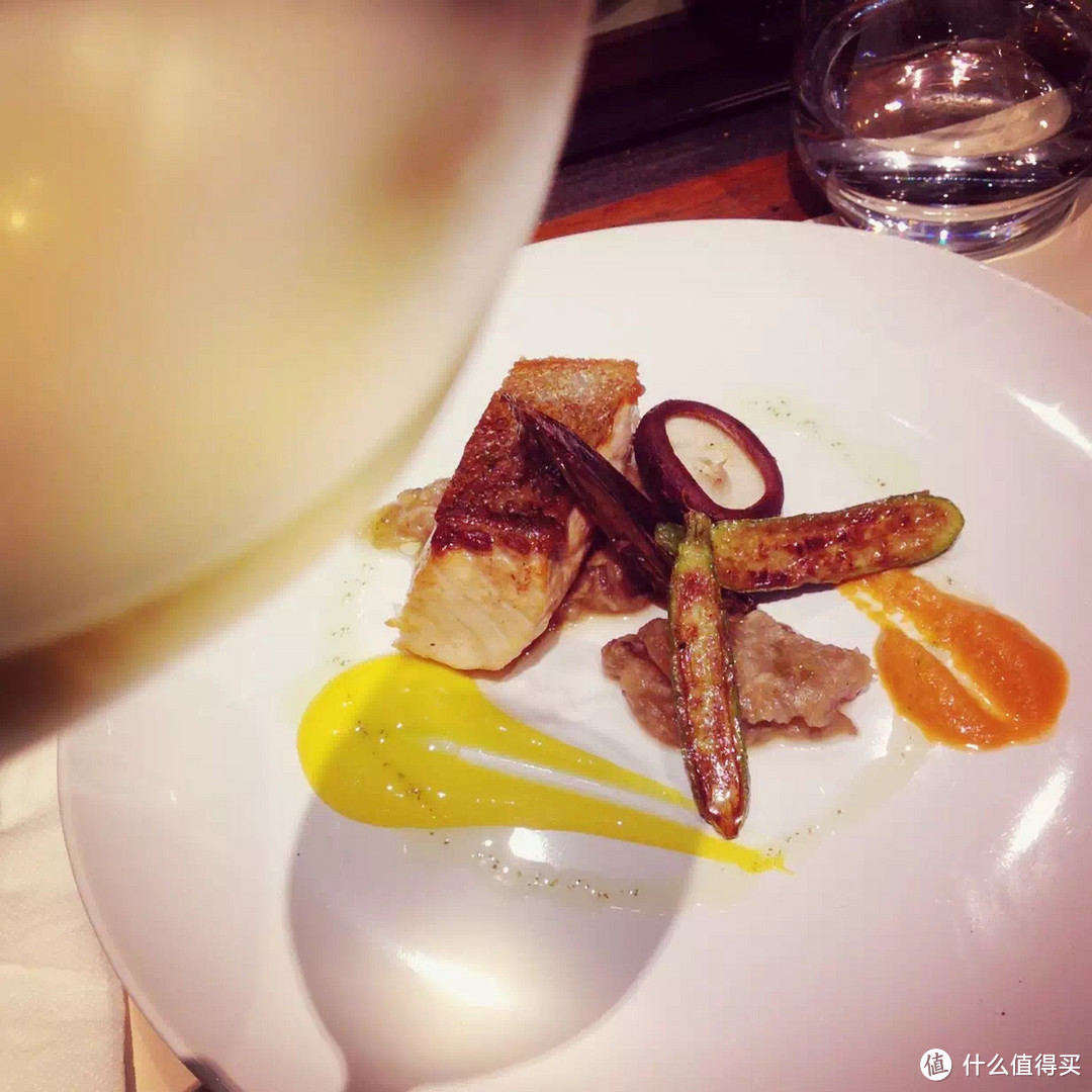 估不到晚餐更精彩 — 香港 Le Bistro Winebeast 餐厅 体验