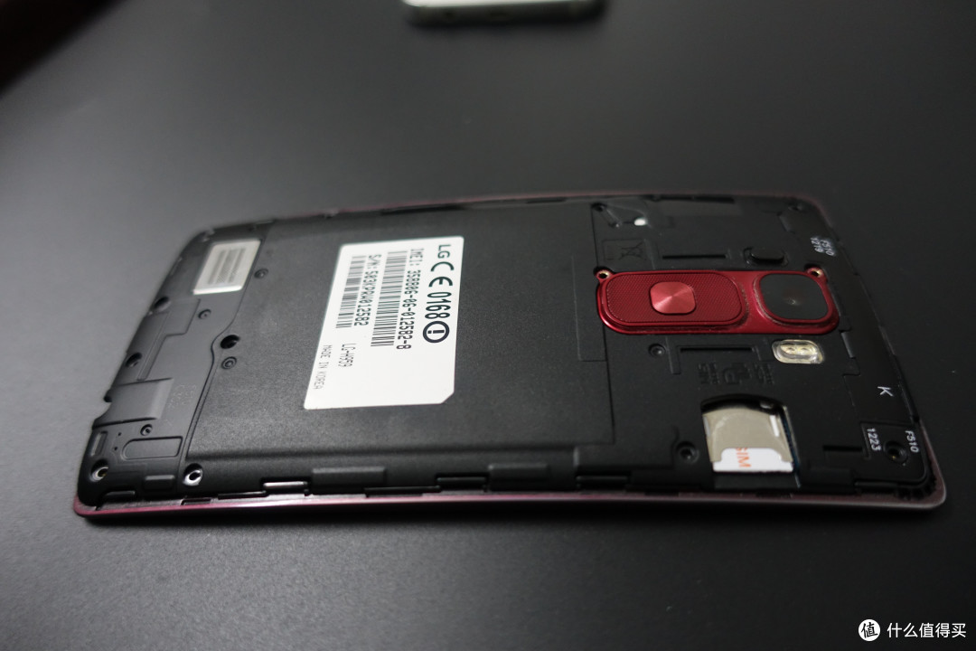 掰弯容易出问题 — 给LG G Flex 2换电池