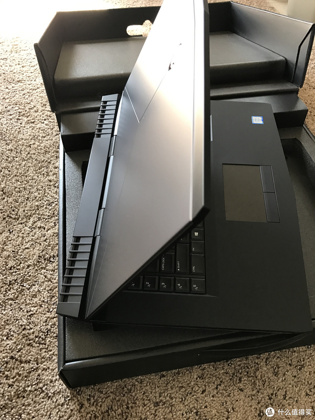 New Alienware 外星人 15 ALW15E R3 游戏本笔记本电脑 晒单