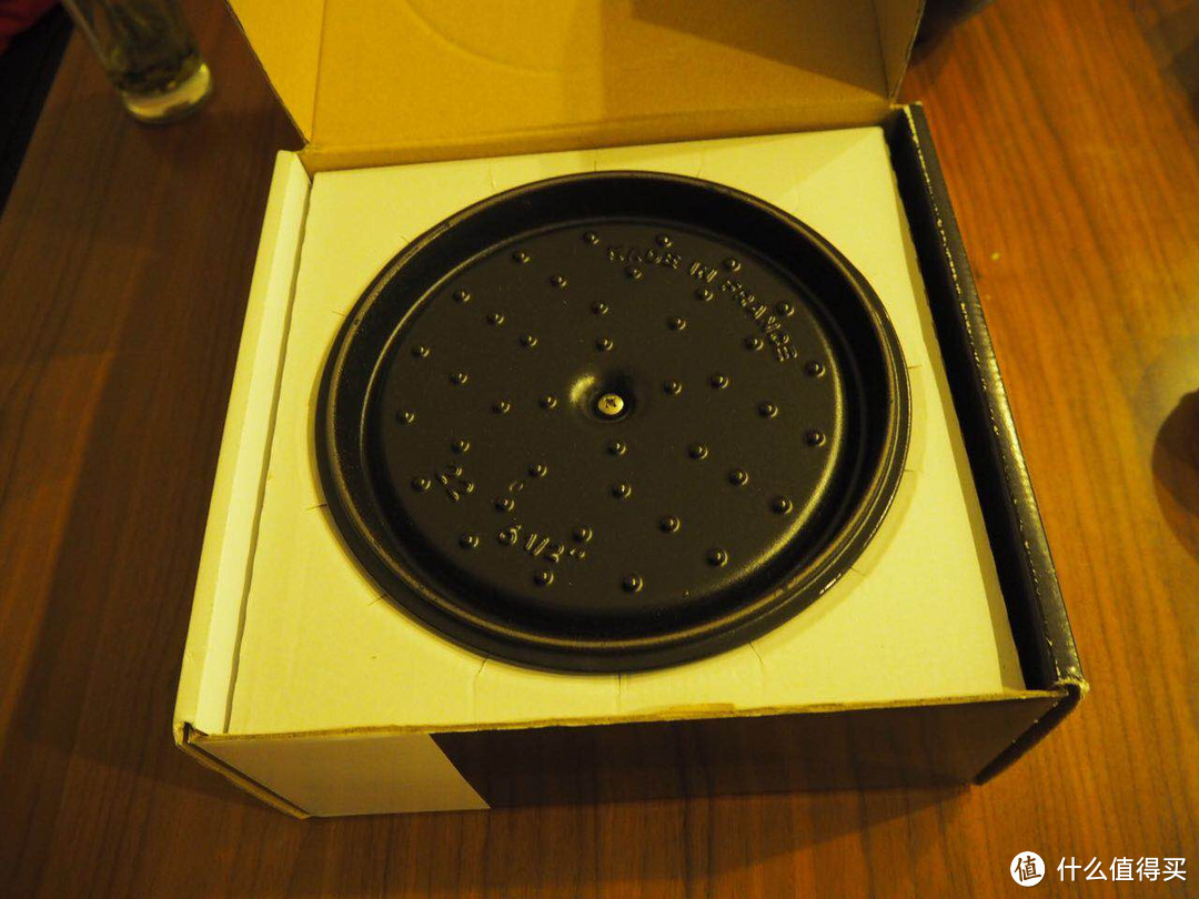 Staub 22cm小墨绿 铸铁锅 使用一年心得