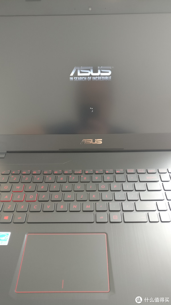 ASUS/华硕飞行堡垒FX60VM GTX 1060 3G 游戏本酷睿i7-6700HQ 黑色1TB
