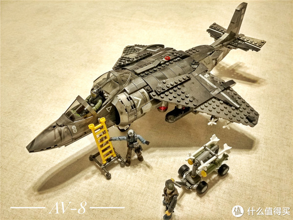 mega bloks 美高 使命召唤系列 cng86 av-8鹞式战斗机 拼插模型 开箱