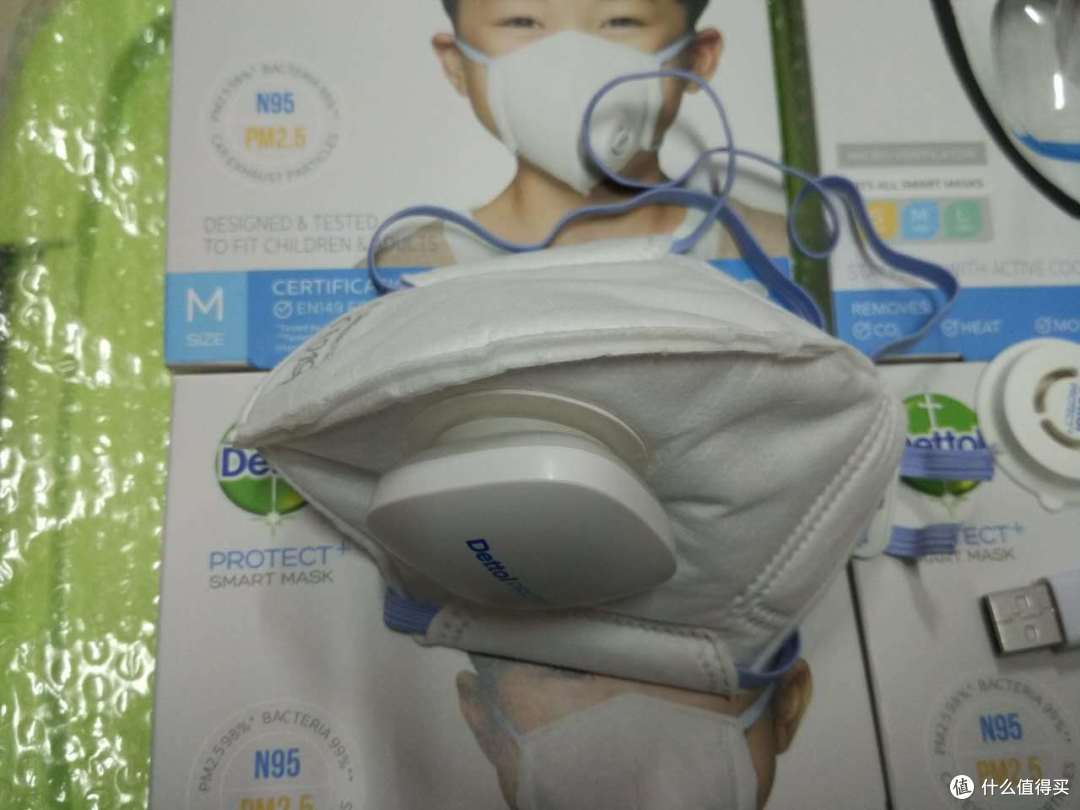 自带通风器的新型口罩——Dettlo滴露智慧型口罩简单测评