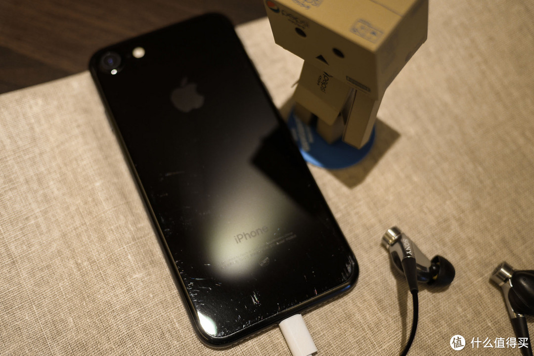 #原创新人#裸奔吧，兄弟！给你一个真实的 iPhone 7 亮黑版 裸奔感受