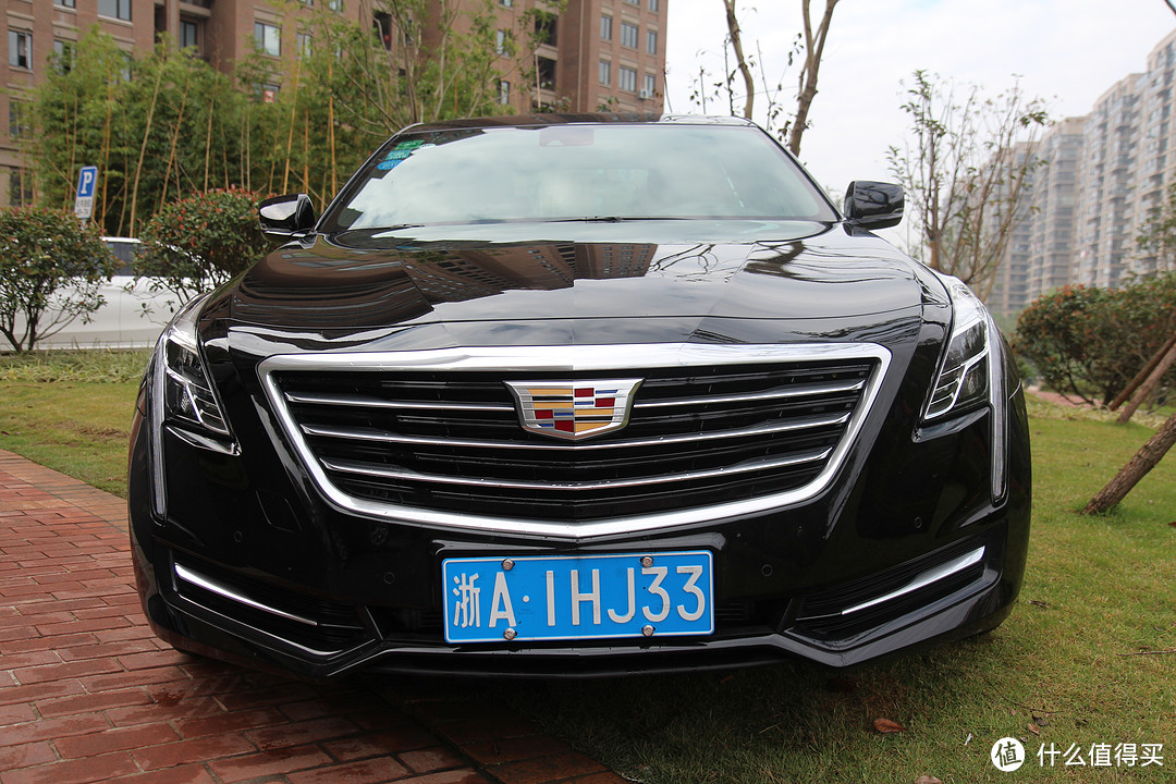 当我开 Cadillac 凯迪拉克 CT6 时我想说些什么