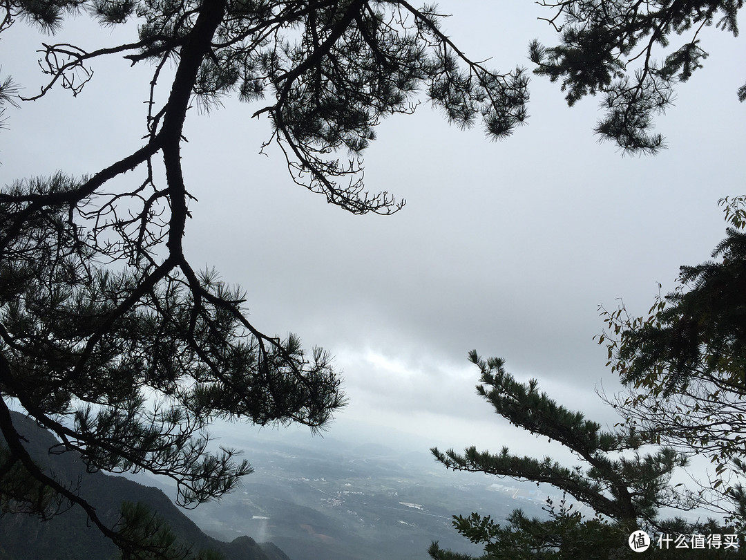 “横看成岭侧成峰，远近高低各不同”少女的养老之行 — 庐山