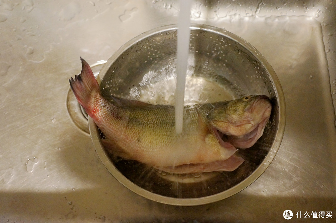 年夜饭也能上桌的大菜：鲈鱼怎么做最好吃