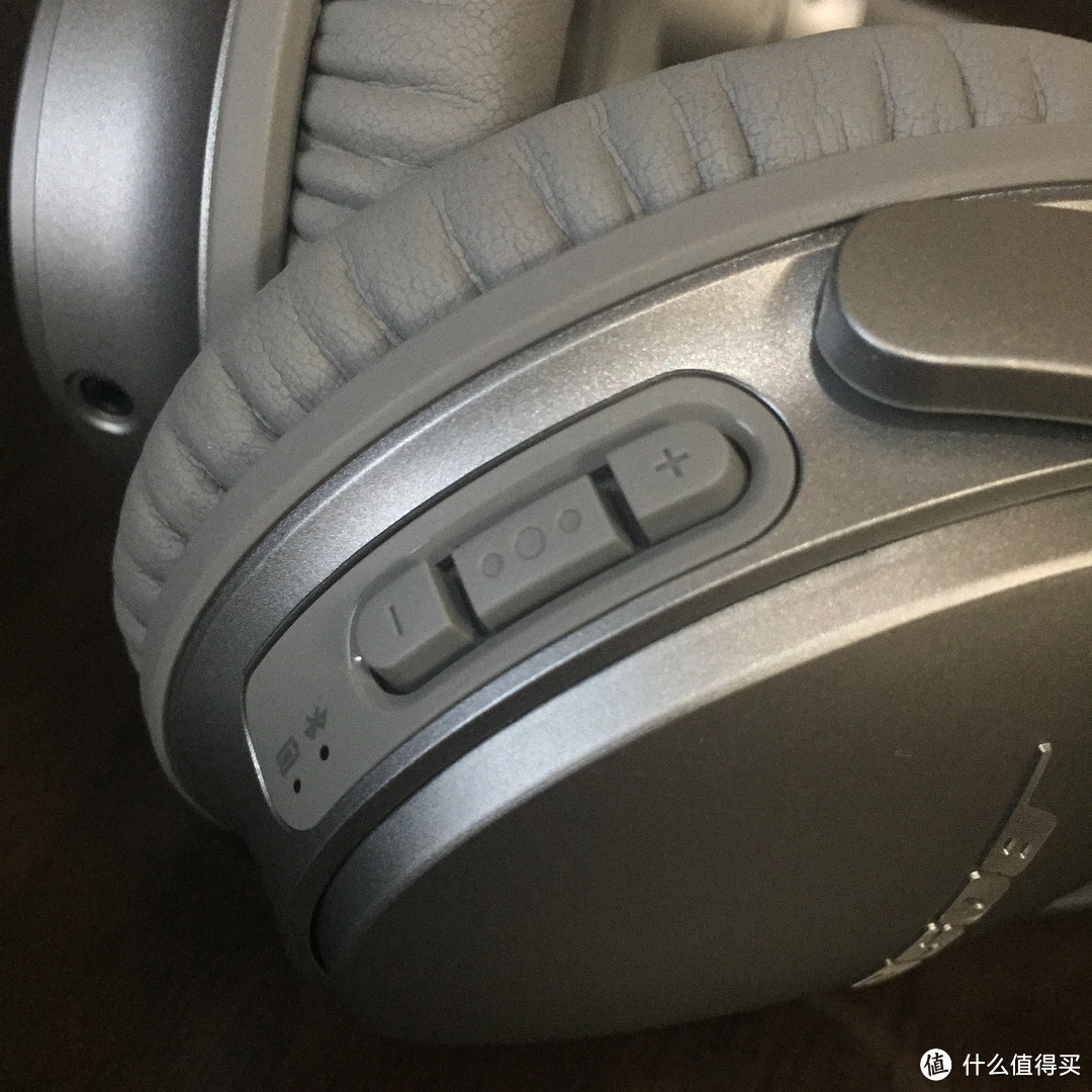 致我第一个头戴式耳机：BOSE QC35 头戴式耳机