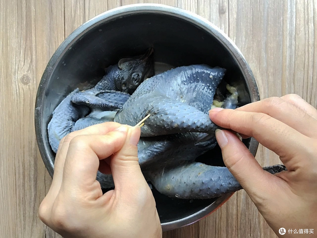 喝口鲜美鸡汤,吃口酥烂鸡肉,这道菜就可以兼得哦