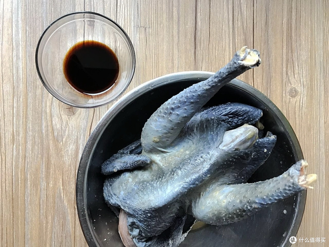 喝口鲜美鸡汤,吃口酥烂鸡肉,这道菜就可以兼得哦
